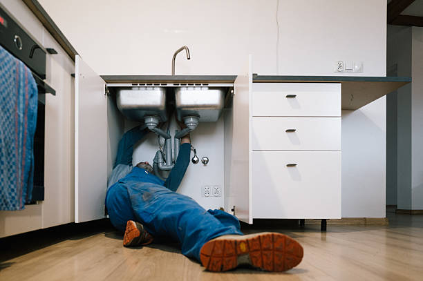 Professional Pipe Repair technician working in Crozier, VA